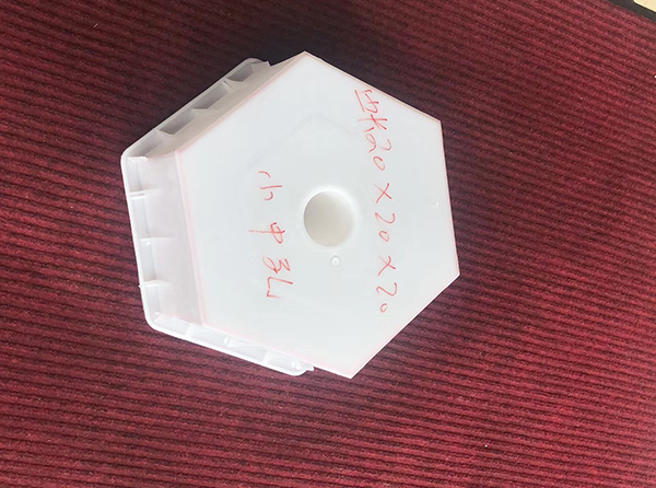 混凝土實(shí)心護(hù)坡模具