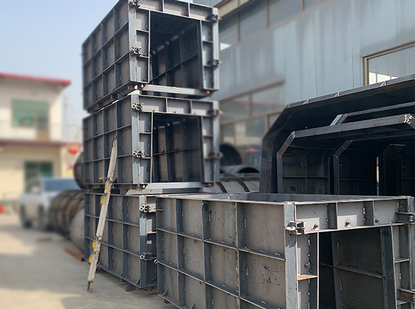 預(yù)制梯形溝模具